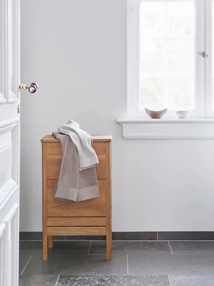 Set da 2 – 1 acquistato = 2 ricevuti Cesto portabiancheria in legno di rovere, linea A